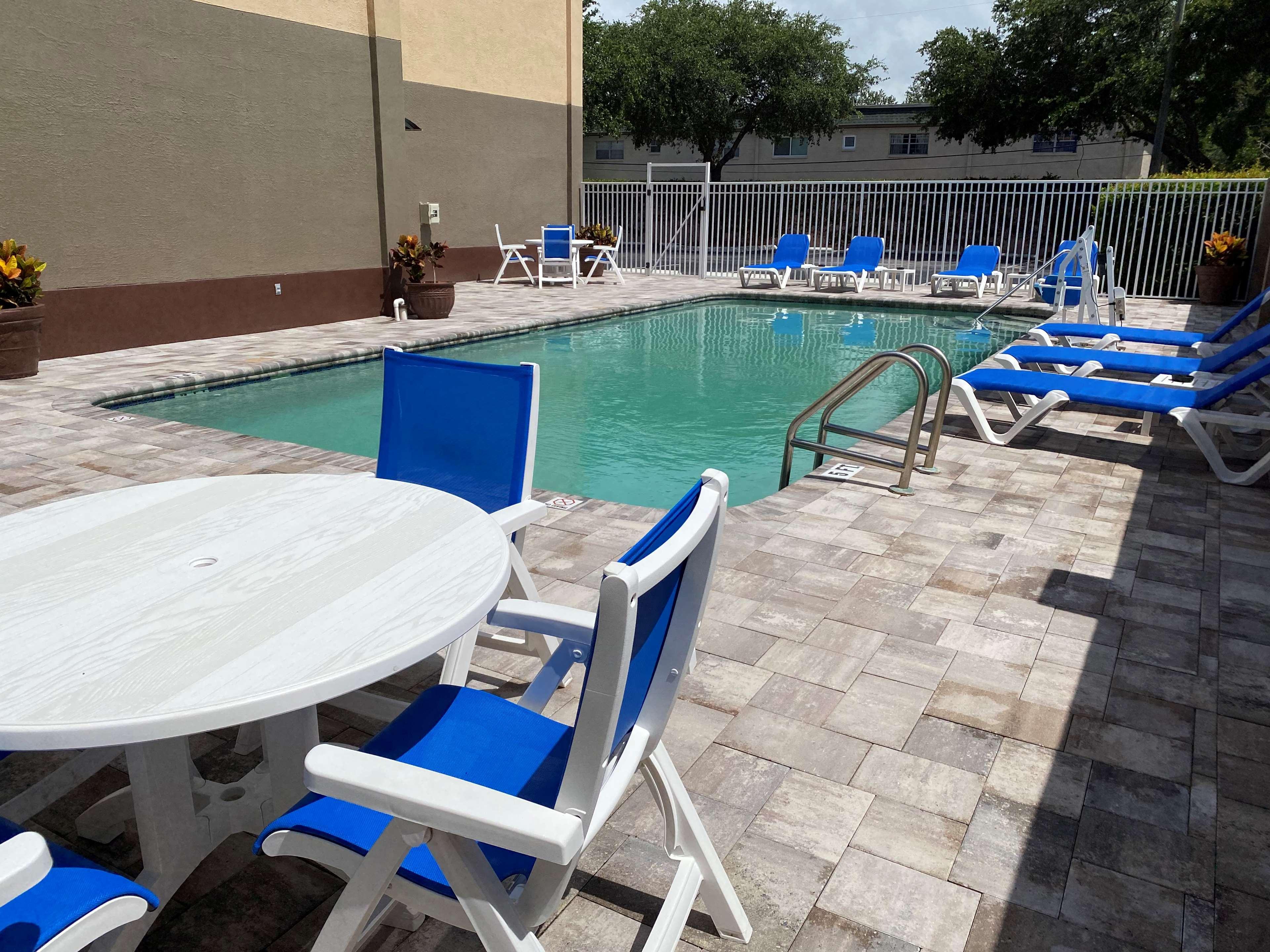 Best Western Тампа Екстериор снимка
